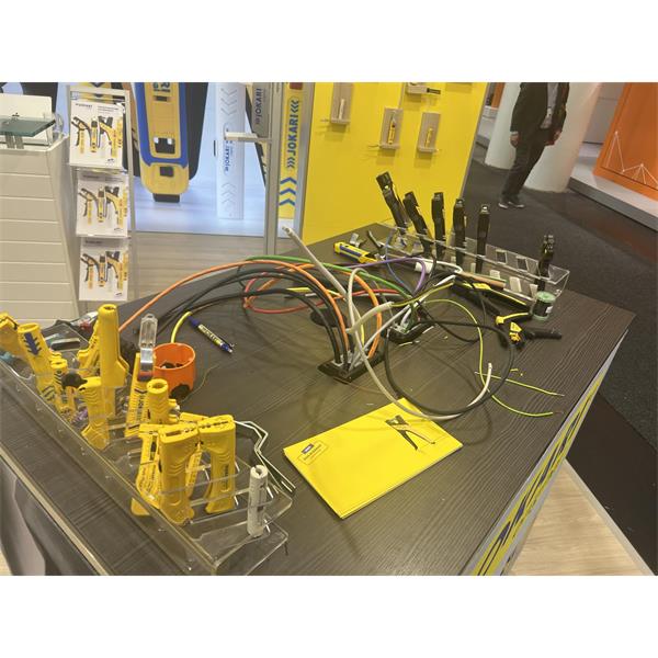 德國(guó)Jokari剝線工具/鉗子和切割器編號(hào)8211 9300